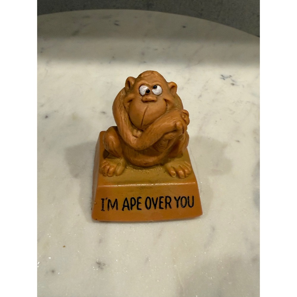 Vintage 1974 Wallace Berrie Co I'm Ape Over You Monkey Figurine 7513 Brown USA
